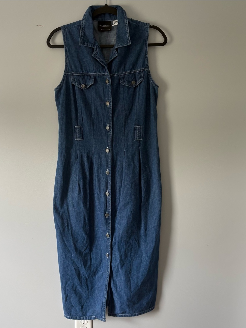Vintage Button-Front Denim Midi Dress in Dark Blue 100% cotton